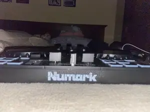 Numark Party Mixer 2