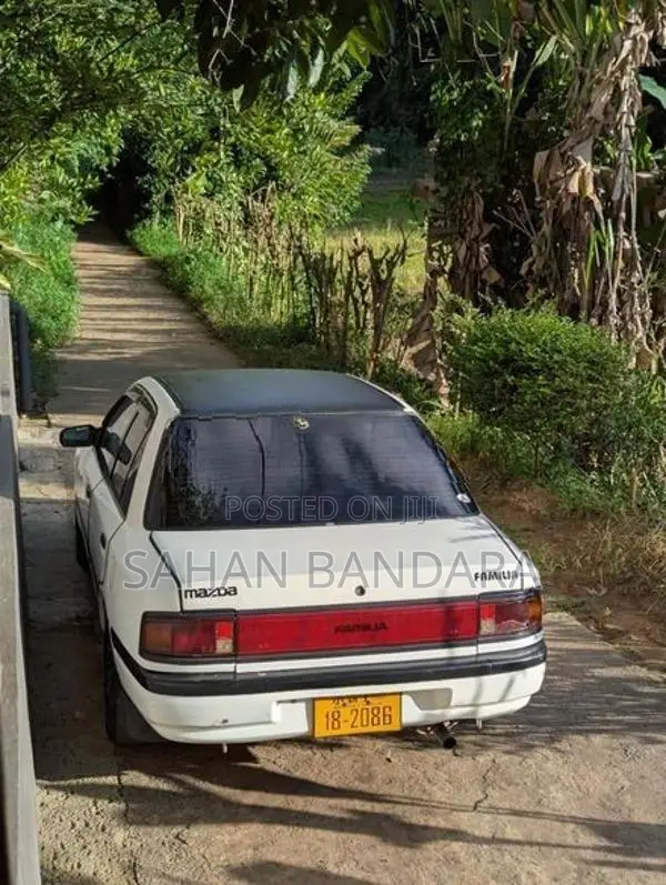 Mazda Familia BG3P 1989