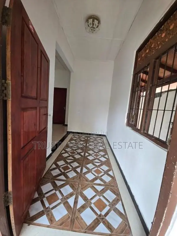 Spacious House for Rent – Wattala Reference No: R0090