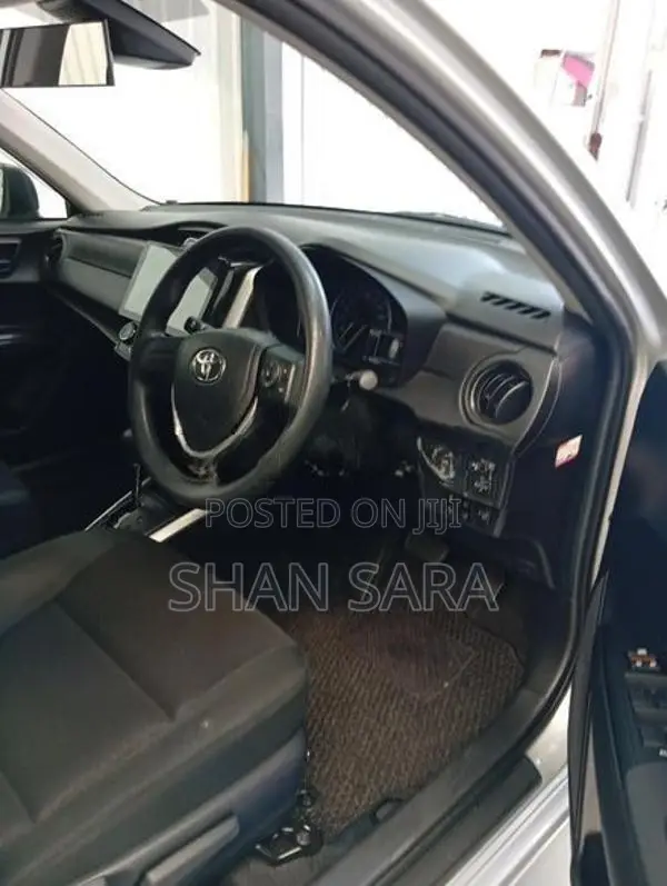 Toyota Corolla fielder 2023