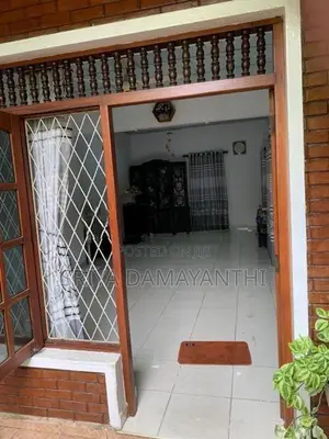 House for Sale in Borella