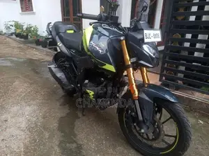 Hero Hunk 160R 2026