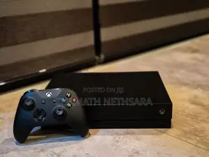 Xbox One X Console