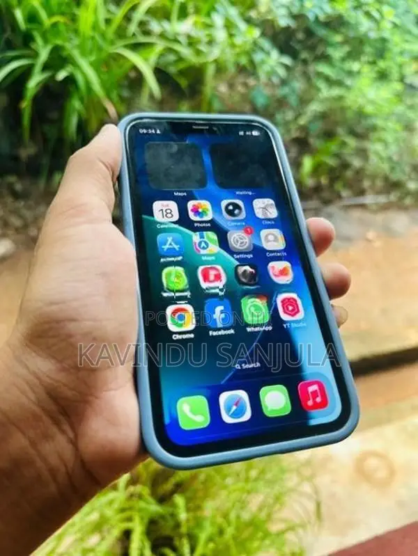 Apple iPhone 11 64GB (Used)