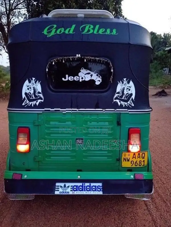 Bajaj RE 2014