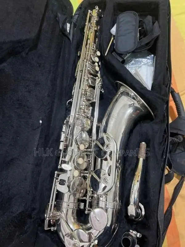 Lark Tenor Saxophone