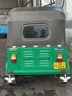 Bajaj RE 2 Stroke 2005