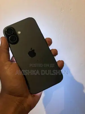 Apple iPhone 16 (Used)