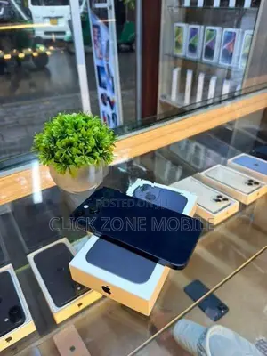 Apple iPhone 13 128GB (Used)