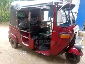 Bajaj RE QC-6462 2005