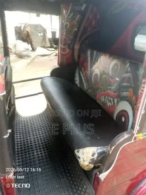 Bajaj RE QC-6462 2005