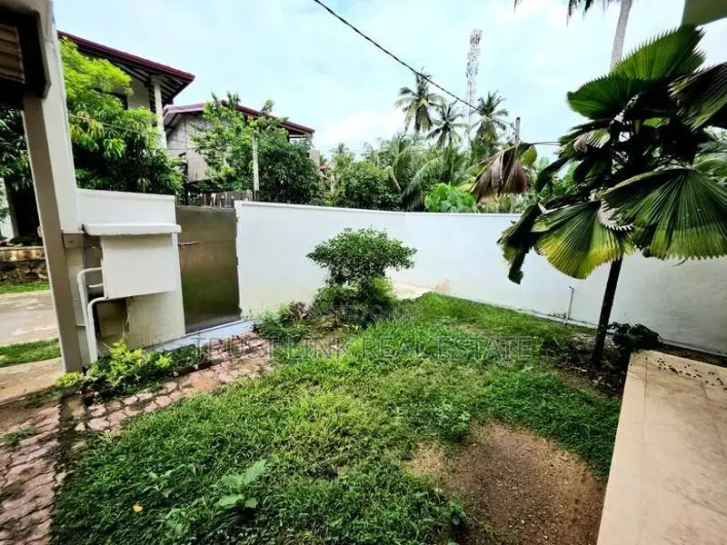 Two Storey House for Sale in Udugampola Gampaha