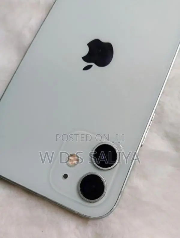 Apple iPhone 12 128GB (Used)