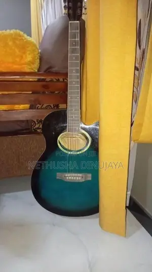 Maverick Guitar