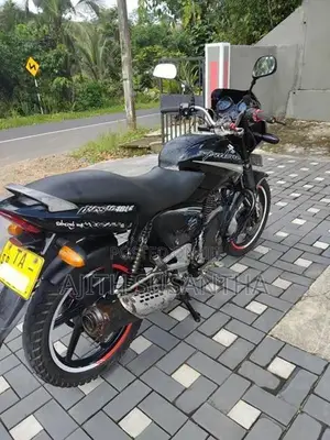 Bajaj Pulsar 180 2006