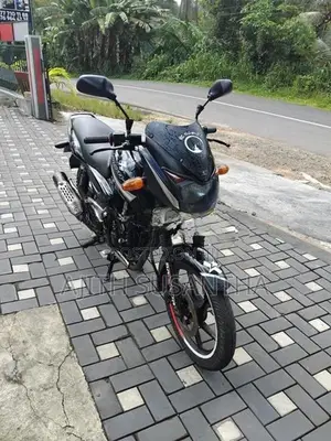 Bajaj Pulsar 180 2006