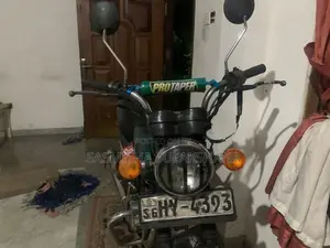 Bajaj Boxer CT 2003