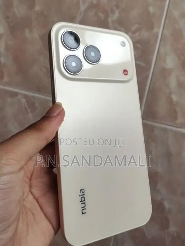 ZTE nubia V80 Design (Used)