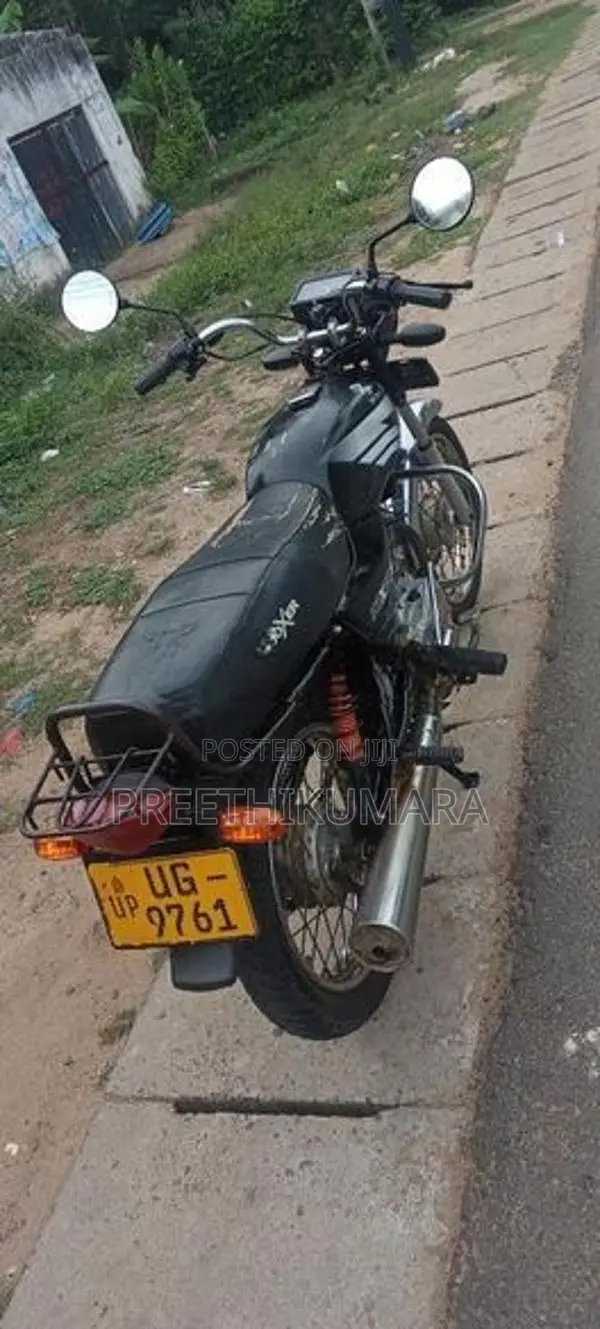 Bajaj Boxer 2009