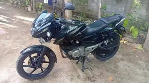 Bajaj Pulsar 150 2016