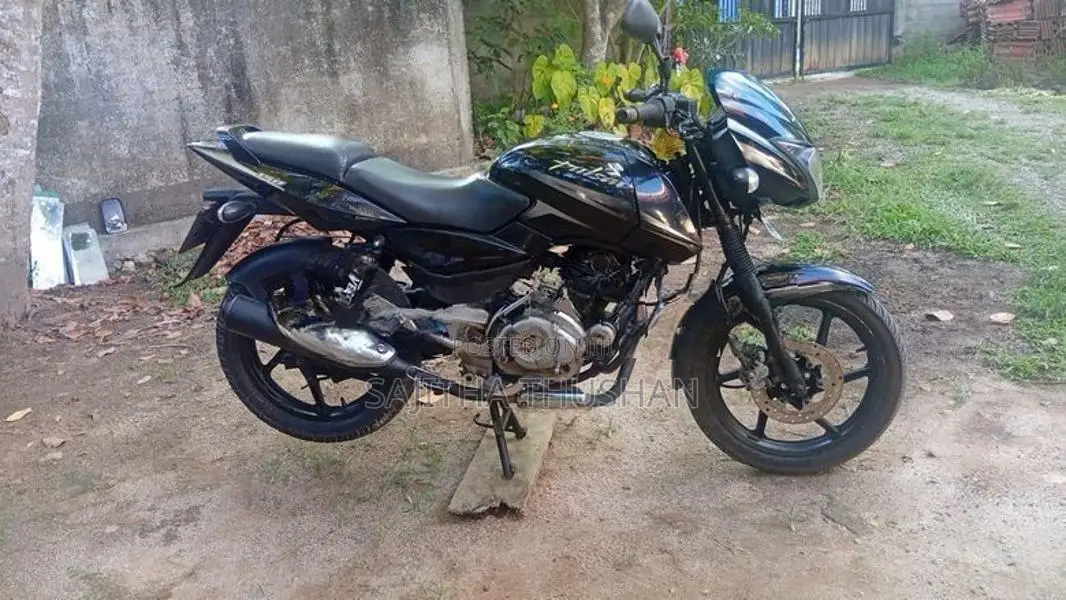 Bajaj Pulsar 150 2016