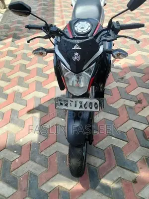 Honda CB Hornet 2017