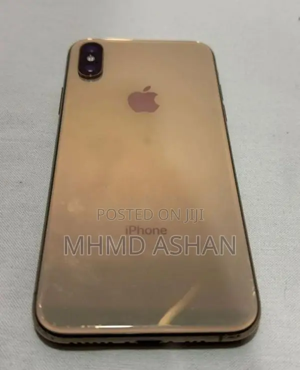 Apple iPhone XS (Used)