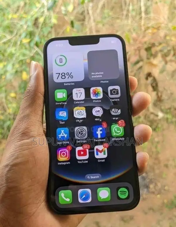 Apple iPhone 16e (Used)