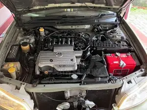 Nissan Cefiro 2000
