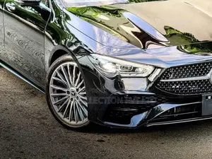 Mercedes Benz CLA 180 AMG Premium Plus 2024