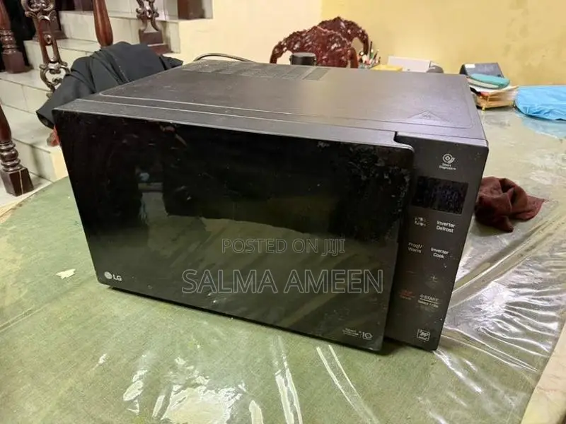 Microwave Oven