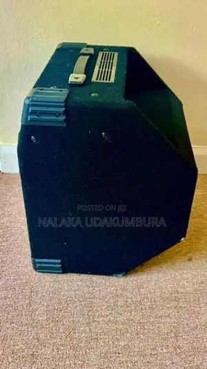 Behringer Backing AMP UL Ultra Base BXL900A