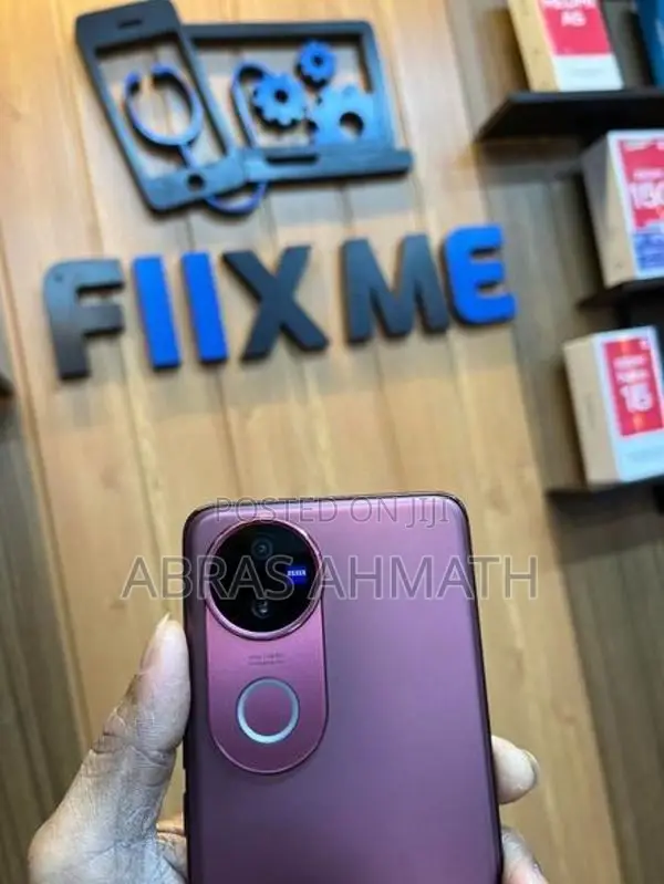 Vivo V50 5G (Used)
