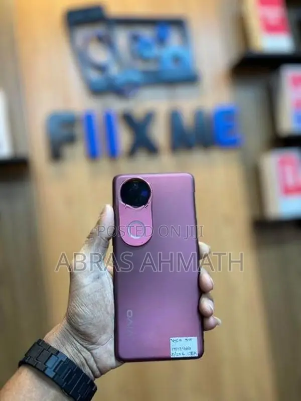 Vivo V50 5G (Used)