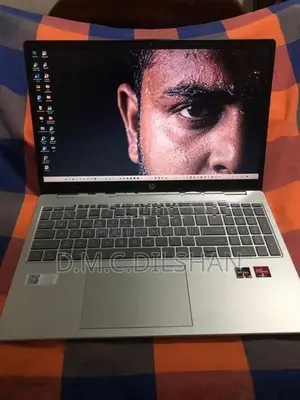 HP Laptop 15 (Ryzen 3 7320U /8GB RAM / 512GB SSD)