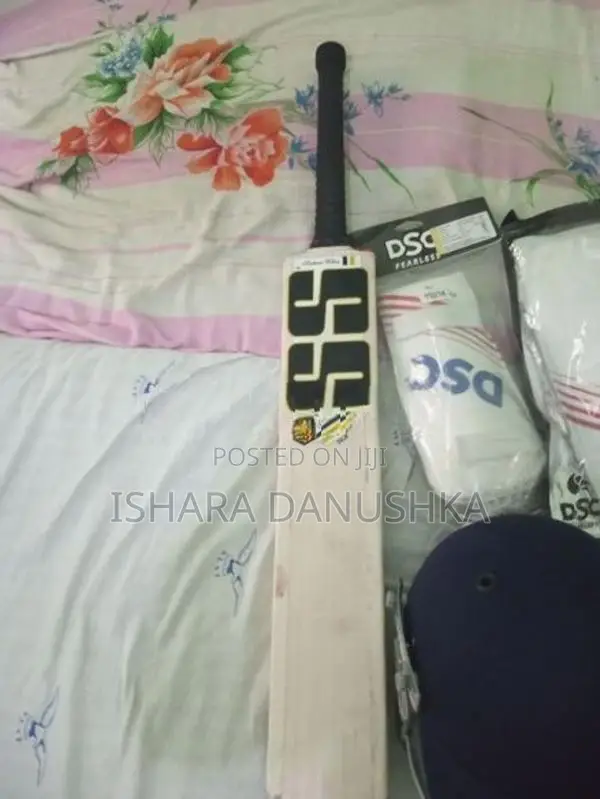 Cricket Equipment Set