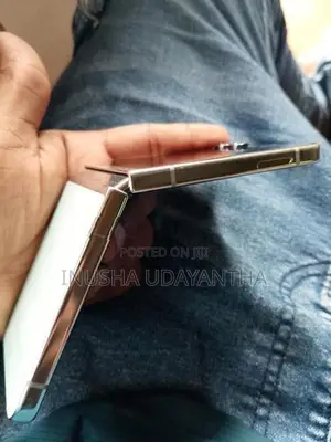 Samsung Galaxy Z Flip 5 512GB (Used)