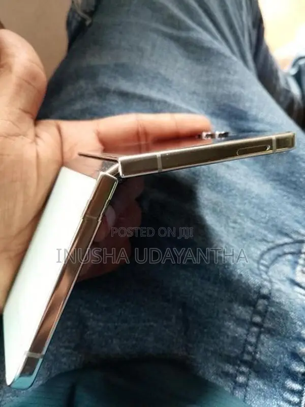Samsung Galaxy Z Flip 5 512GB (Used)