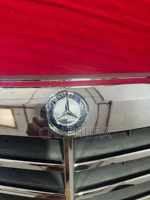 Mercedes-Benz W204 Front Grill