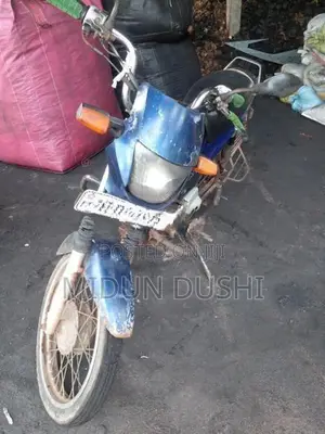 Bajaj Byk 2004
