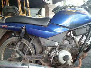 Bajaj Byk 2004