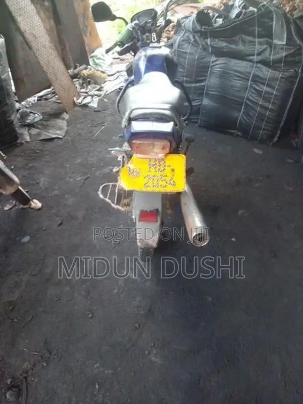 Bajaj Byk 2004