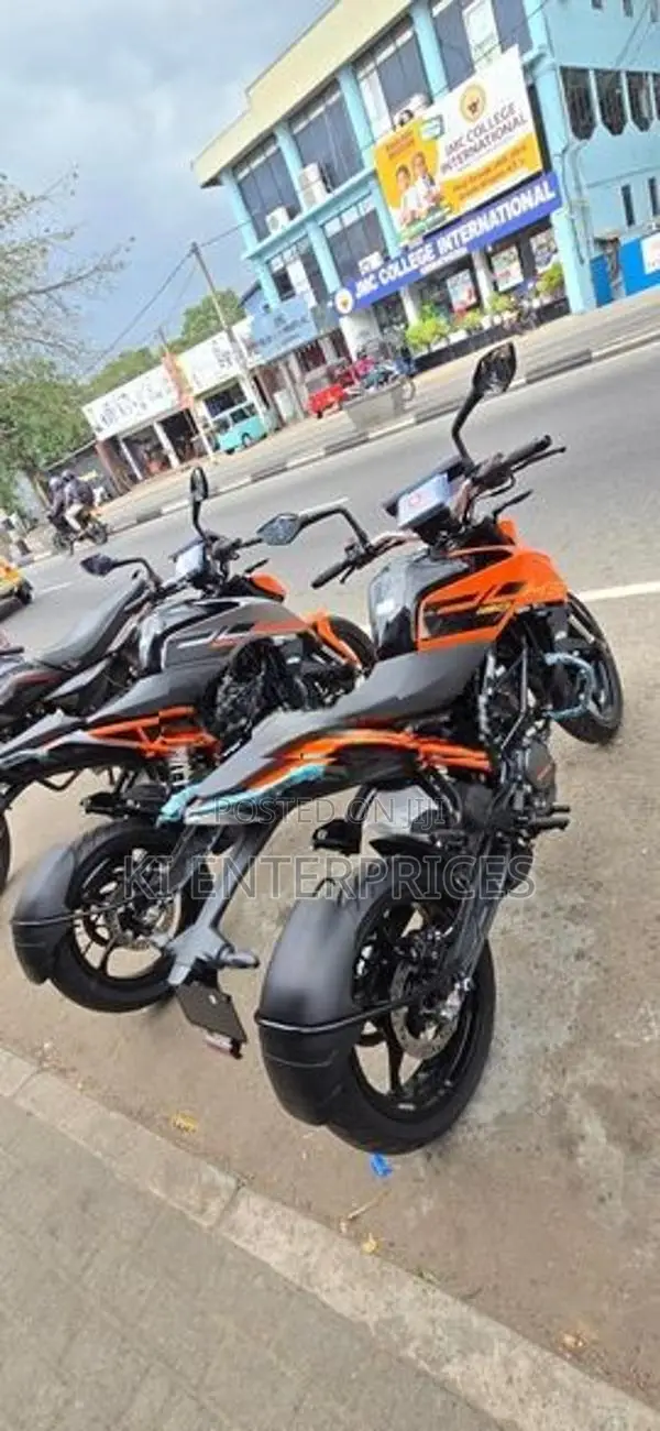 KTM Duke 160 2026