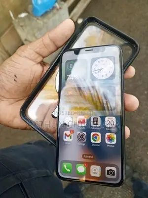 Apple iPhone XS 256GB (Used)