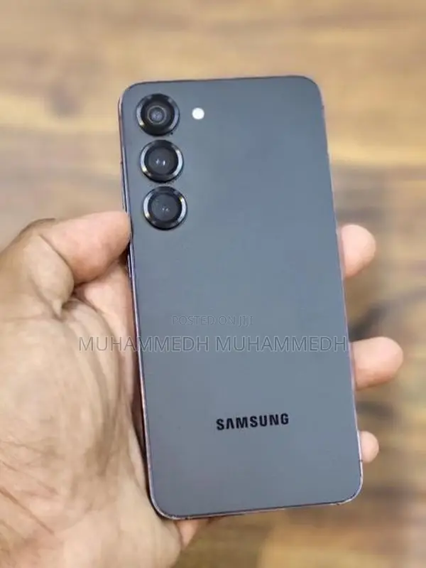 Samsung Galaxy S23 (Used)