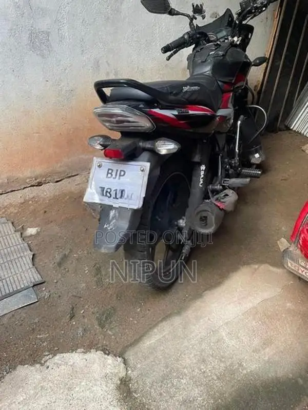 Bajaj Discover 125 2025
