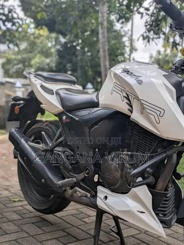 TVS Apache RTR 160 200 4V 2016