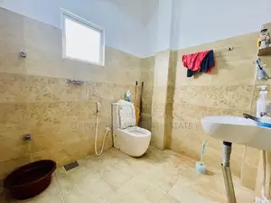 Beautiful Family House for Sale at Pasman Handiya