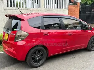 Honda Fit GP1 2012
