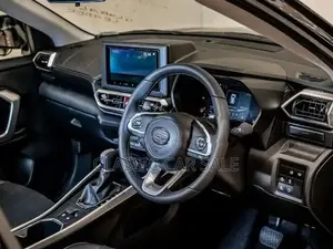 Daihatsu Rocky Premium 2025